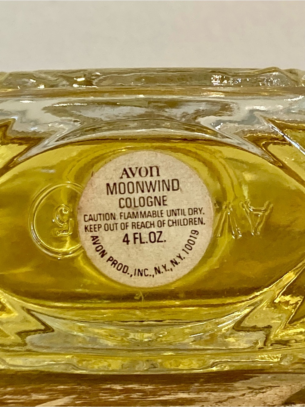 Avon Moonwind Glass Perfume Bottle with Butterfly Stopper Vintage - Picture 7 of 12